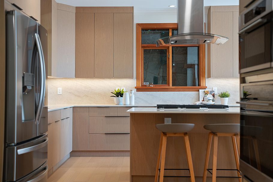 4812 Skyline Drive North Vancouver, BC - 5