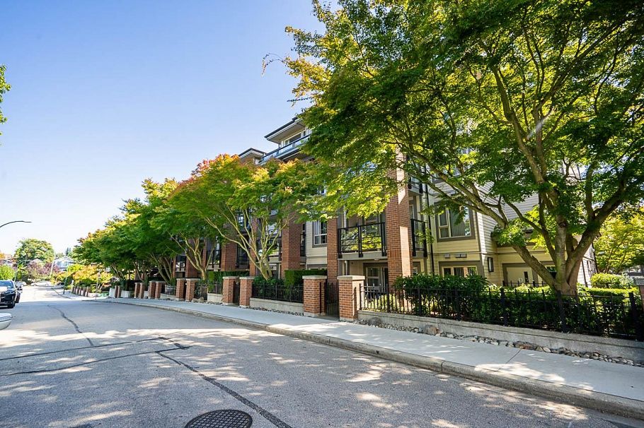 423 738 E 29th Avenue Vancouver, BC - 31