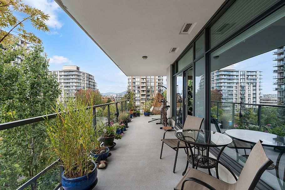 308 135 W 2nd Street North Vancouver, BC - 5