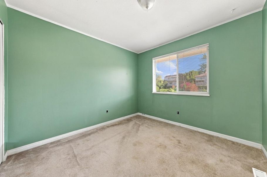 423-425 E 2nd Street North Vancouver, BC - 19