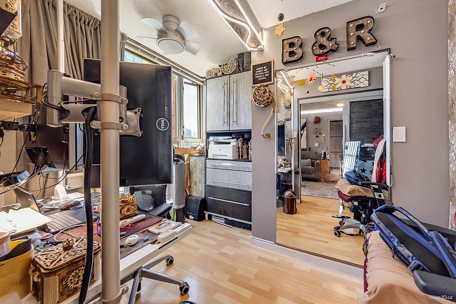 1104 928 Richards Street Vancouver, BC - 18
