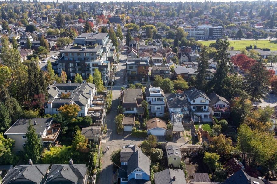 659 E 22nd Avenue Vancouver, BC - 20