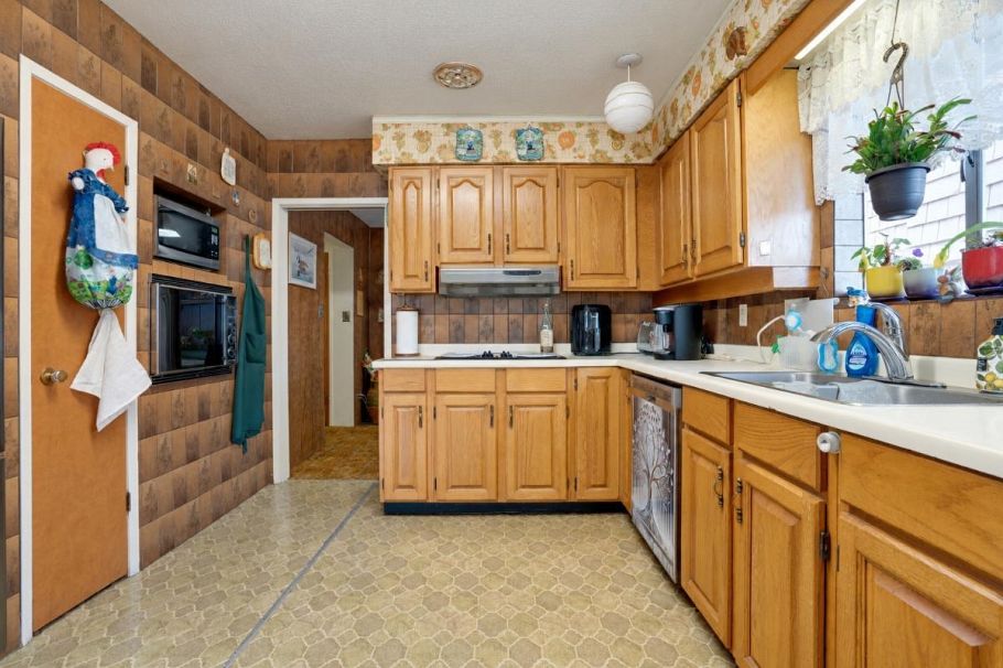 659 E 22nd Avenue Vancouver, BC - 38