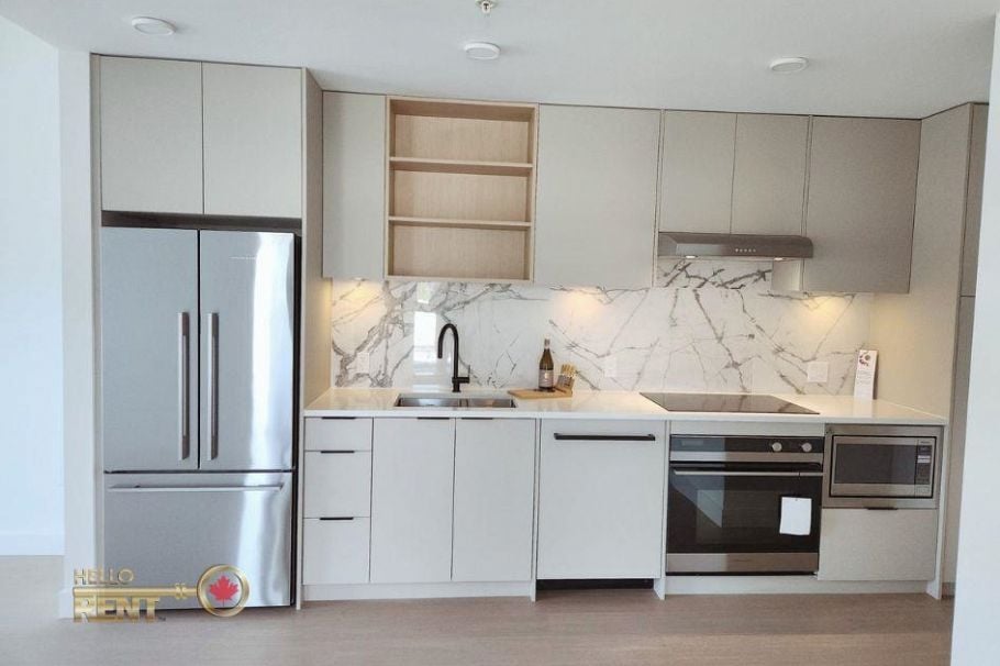 667 422 E 3RD STREET, North Vancouver BC V7L 0K1 North Vancouver, BC - 2