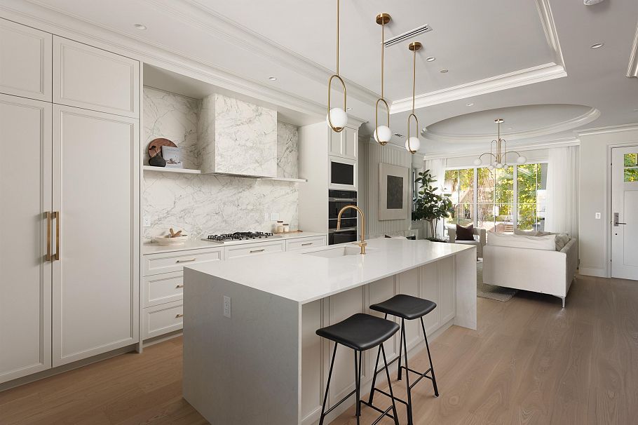 3579 W 19th Avenue Vancouver, BC - 11