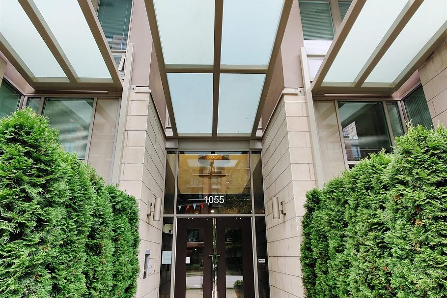 1002 1055 Richards Street Vancouver, BC - 25