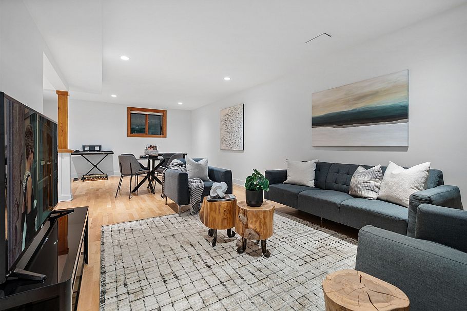 4812 Skyline Drive North Vancouver, BC - 36