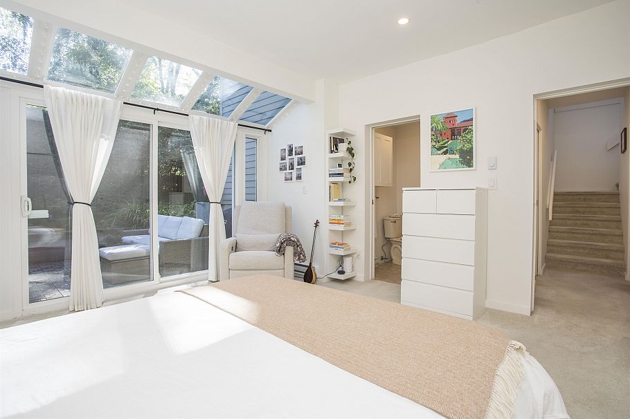 1975 W 13th Avenue Vancouver, BC - 31