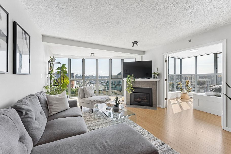 1603 1128 Quebec Street Vancouver, BC - 1