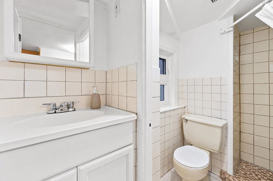 2621 Cambridge Street Vancouver, BC - 29