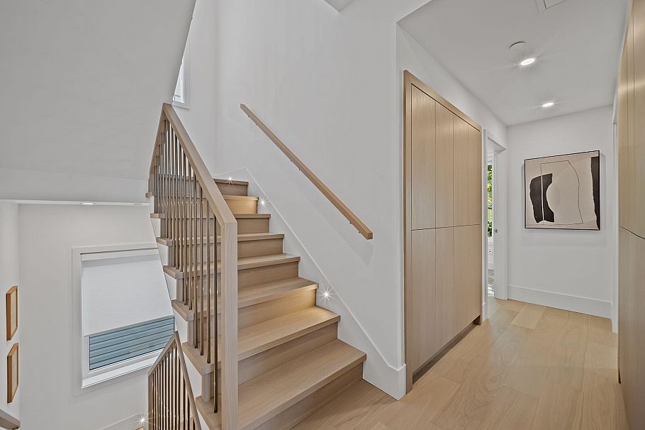2005 E 13th Avenue Vancouver, BC - 21