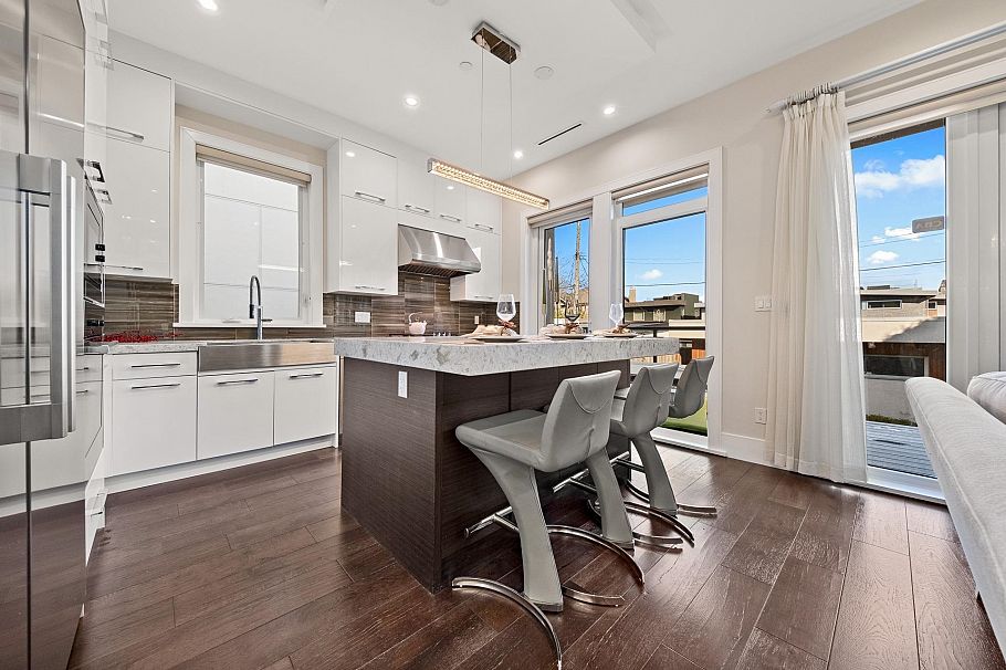 3253 W 21st Avenue Vancouver, BC - 16