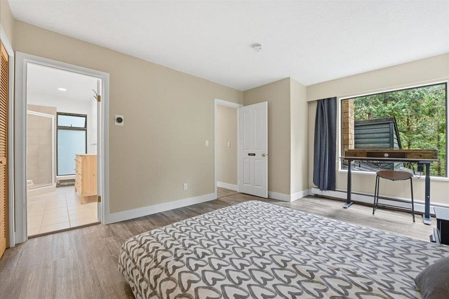 4440 Marion Road North Vancouver, BC - 35
