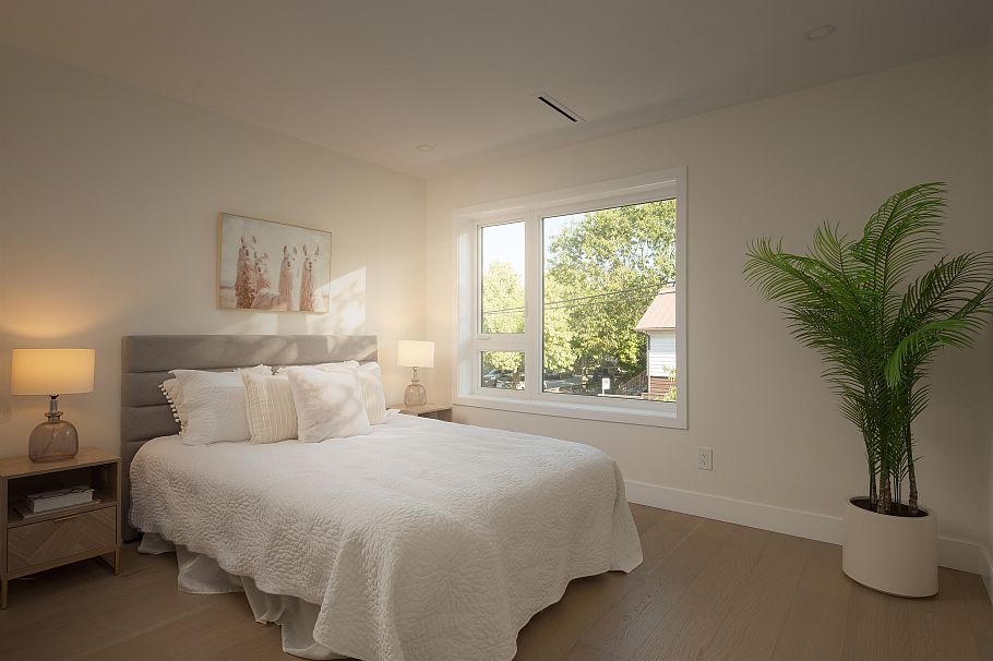 2 812 E 26th Avenue Vancouver, BC - 6