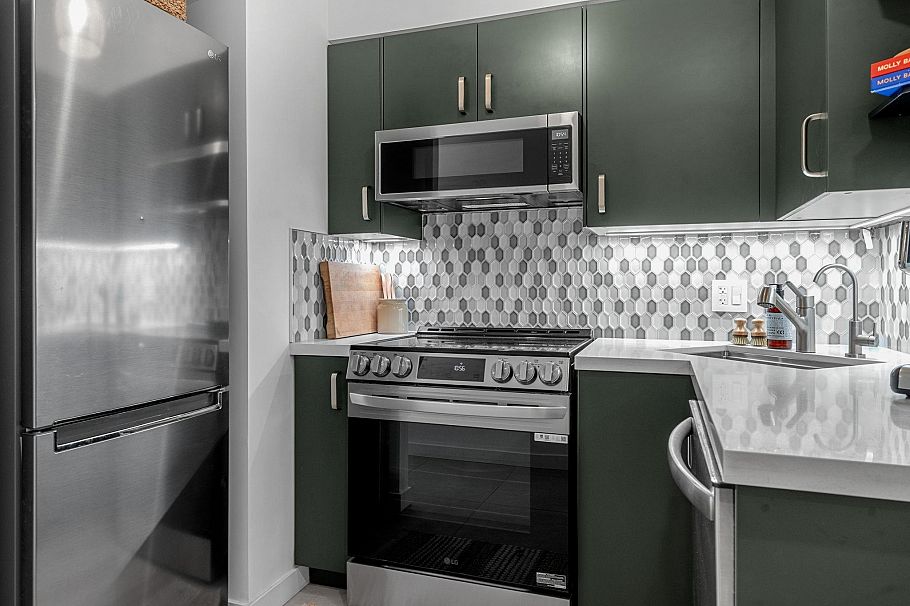 104 828 W 14th Avenue Vancouver, BC - 10