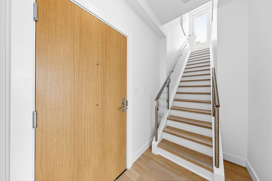 403 2888 Arbutus Street Vancouver, BC - 4