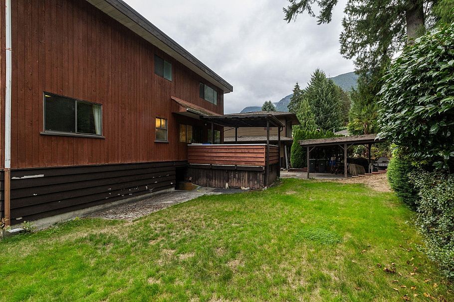 4590 Highland Boulevard North Vancouver, BC - 16