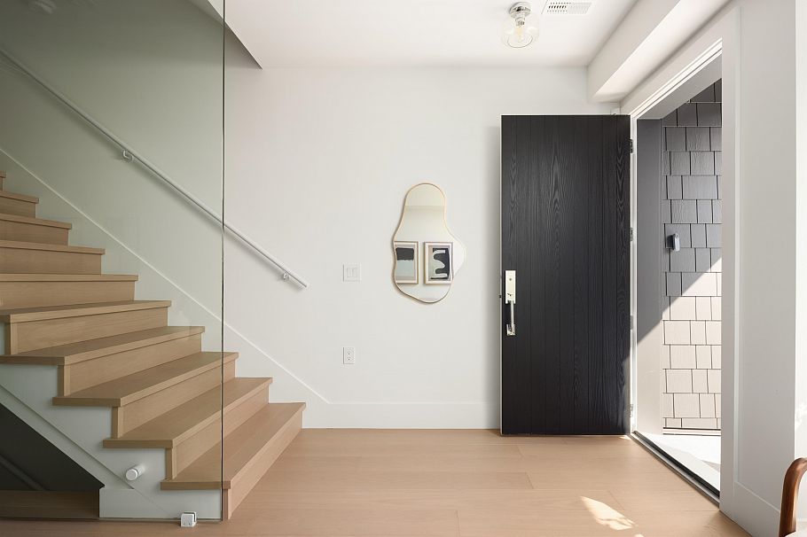 103 1837 E Georgia Street Vancouver, BC - 3