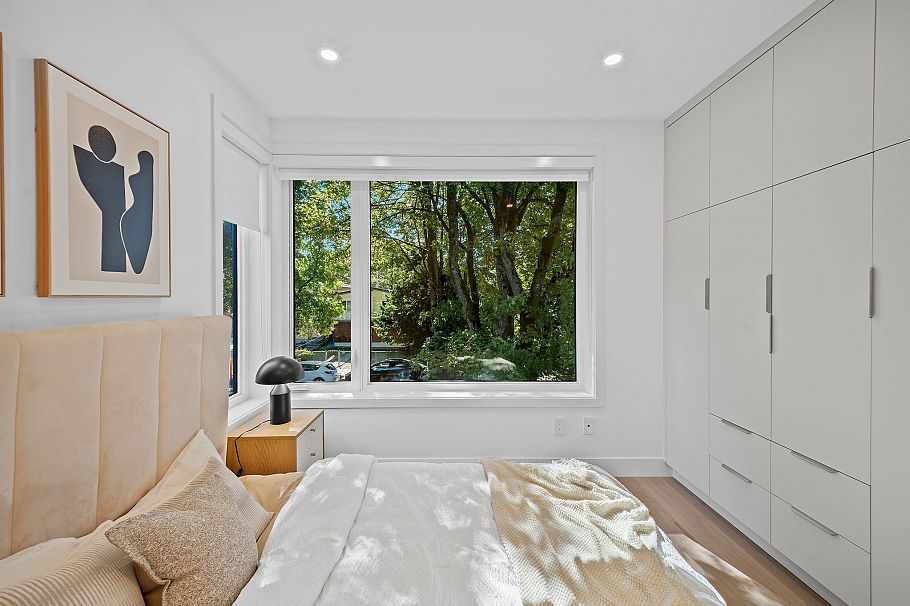 2005 E 13th Avenue Vancouver, BC - 27