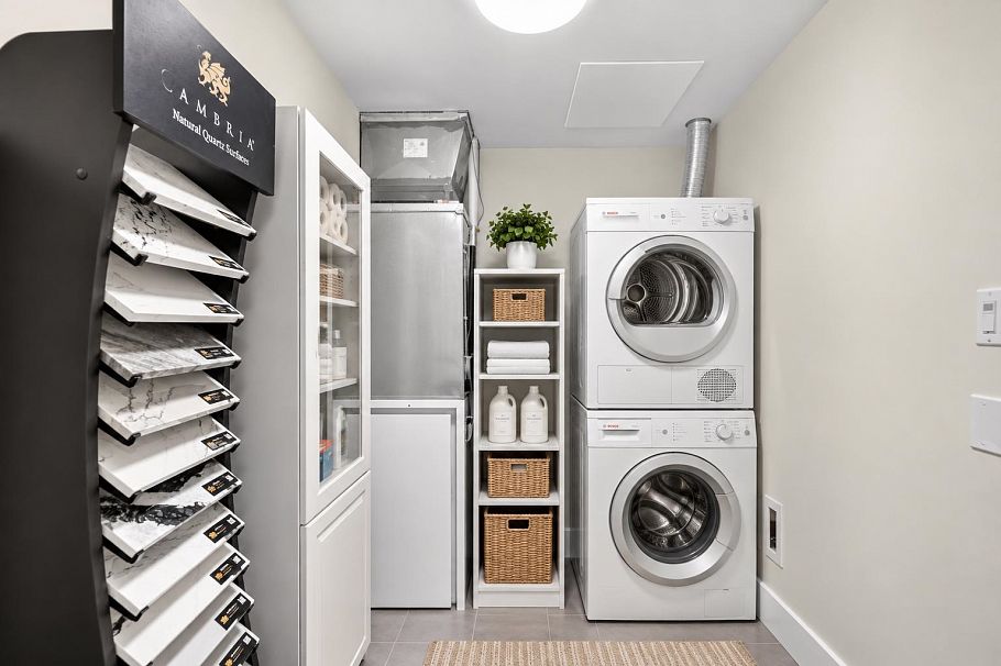 206 1477 W Pender Street Vancouver, BC - 8