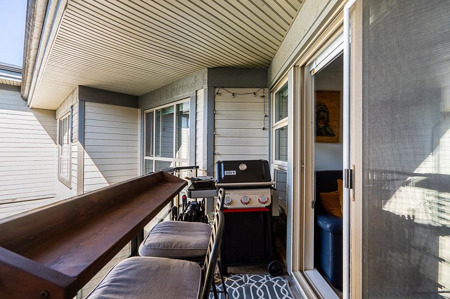 423 738 E 29th Avenue Vancouver, BC - 8
