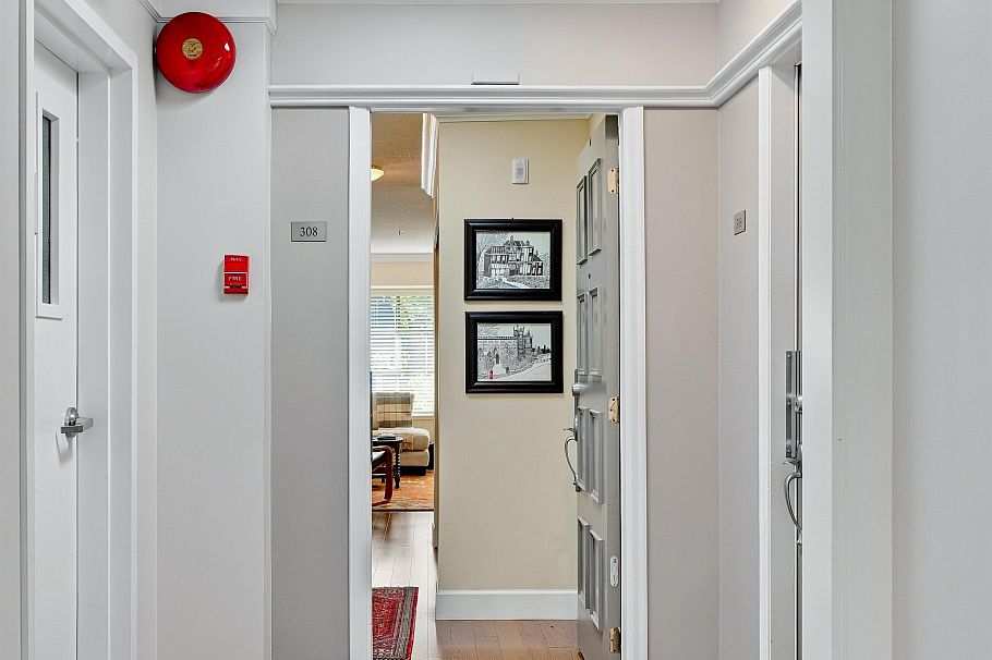 308 3788 W 8th Avenue Vancouver, BC - 19