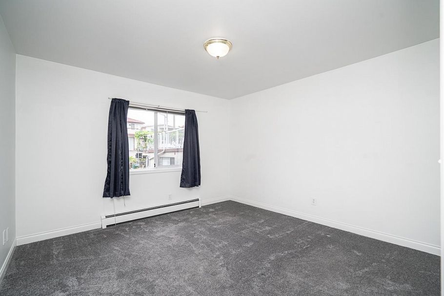 2948 Grant Street Vancouver, BC - 11