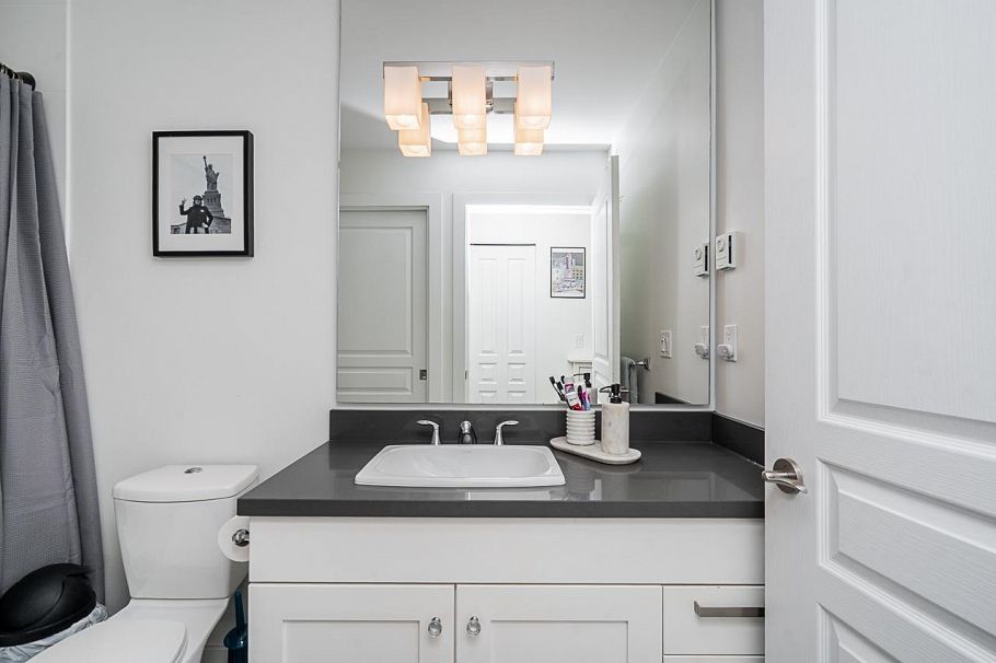 423 738 E 29th Avenue Vancouver, BC - 25
