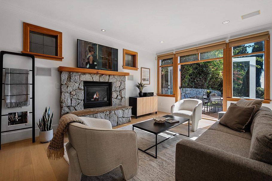 4812 Skyline Drive North Vancouver, BC - 20