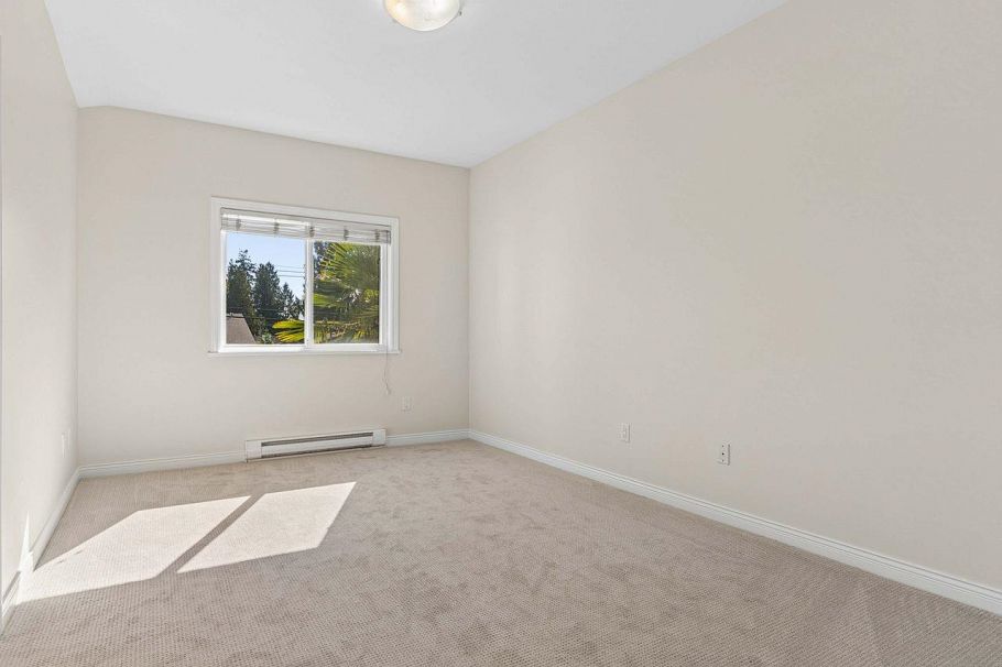 247 E 19th Street North Vancouver, BC - 22