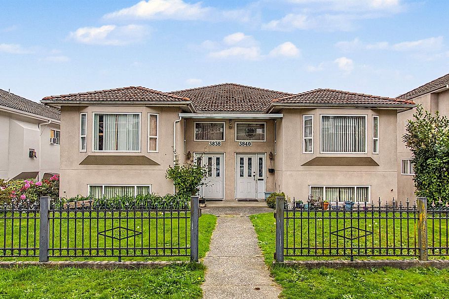 3840 Fraser Street Vancouver, BC - 1