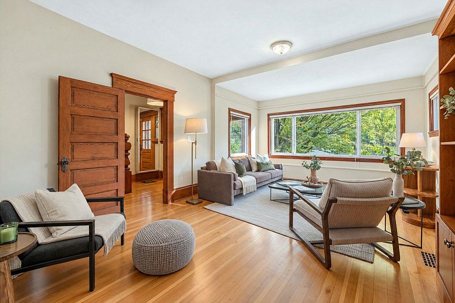647 Prior Street Vancouver, BC - 10