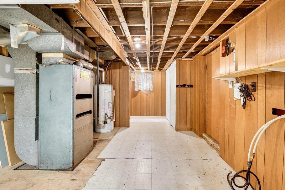2087 E 26th Avenue Vancouver, BC - 22