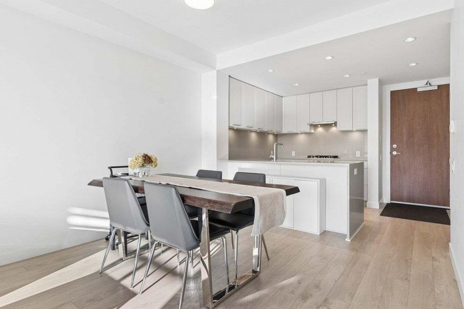306 6677 Cambie Street Vancouver, BC - 8