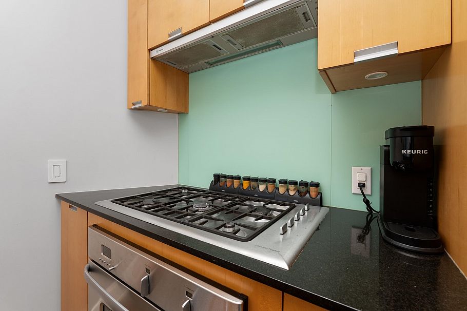 2605 1077 W Cordova Street Vancouver, BC - 20