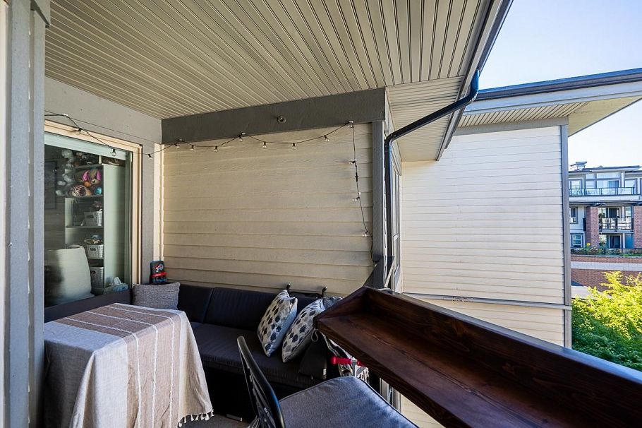 423 738 E 29th Avenue Vancouver, BC - 10