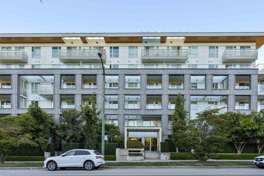 306 6677 Cambie Street Vancouver, BC - 34
