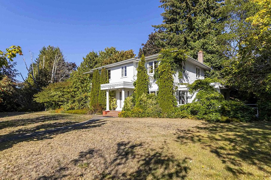 1650 Allison Road Vancouver, BC - 2