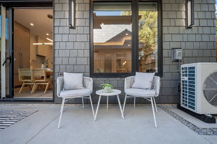 2868 Semlin Drive Vancouver, BC - 22