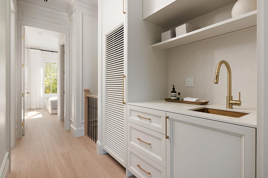 3579 W 19th Avenue Vancouver, BC - 18
