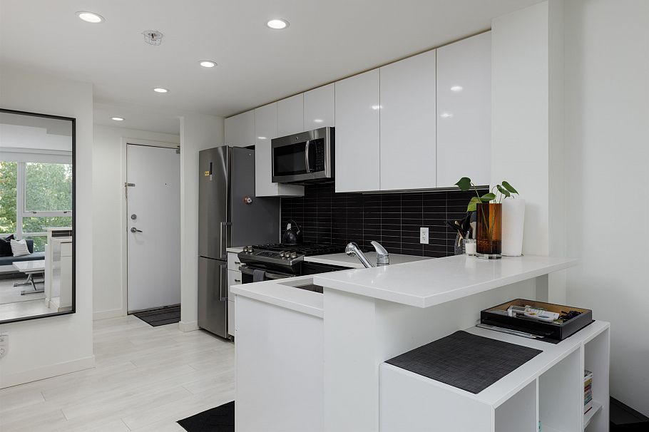 301 928 Beatty Street Vancouver, BC - 8
