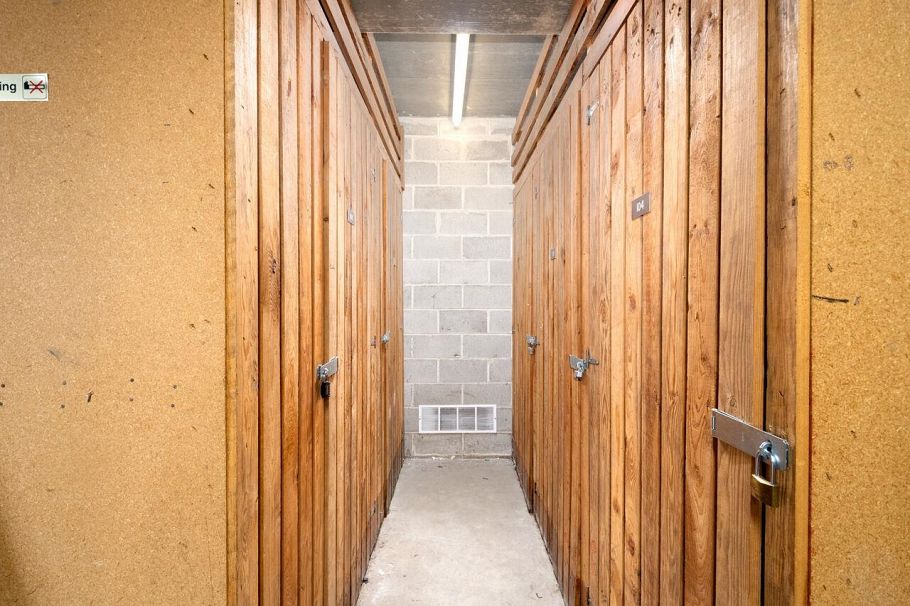 106 1450 Laburnum Street Vancouver, BC - 22