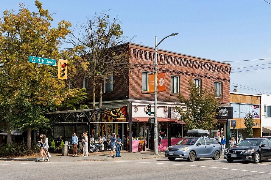 203 2190 W 5th Avenue Vancouver, BC - 27