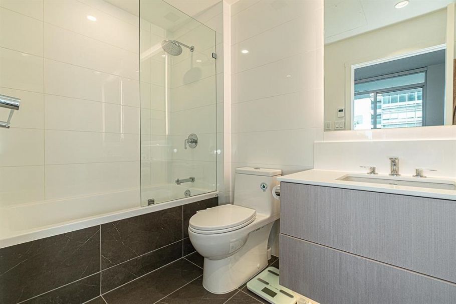 2025 Curling Road North Vancouver, BC - 27