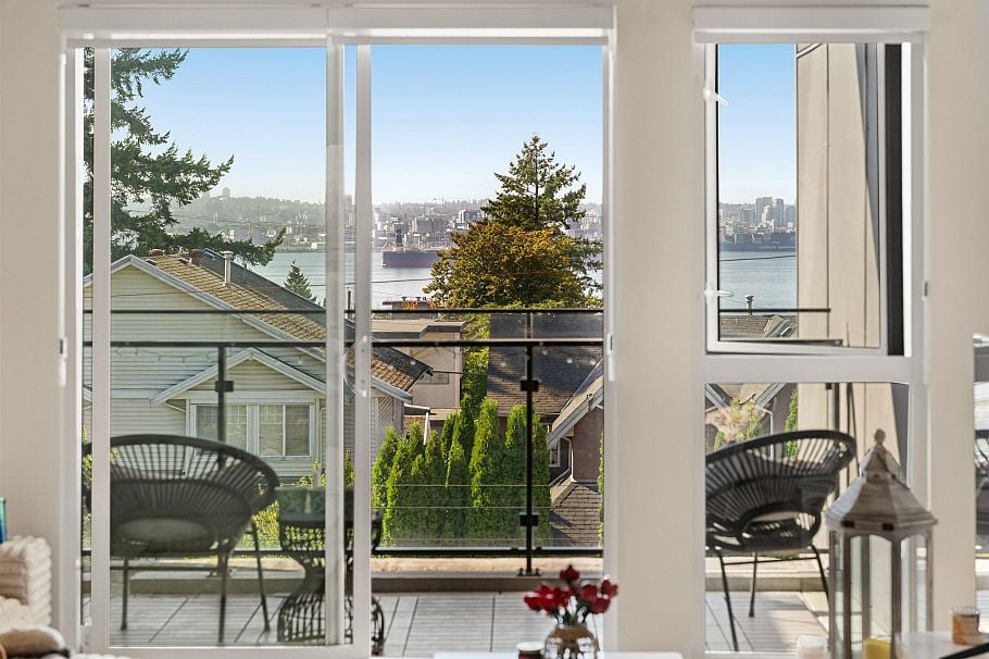 309 422 E 3rd Street North Vancouver, BC - 4