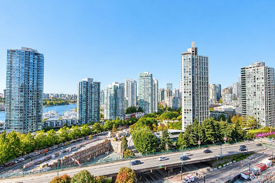 1501 89 Nelson Street Vancouver, BC - 2
