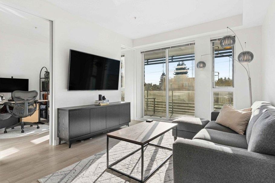 306 6677 Cambie Street Vancouver, BC - 1