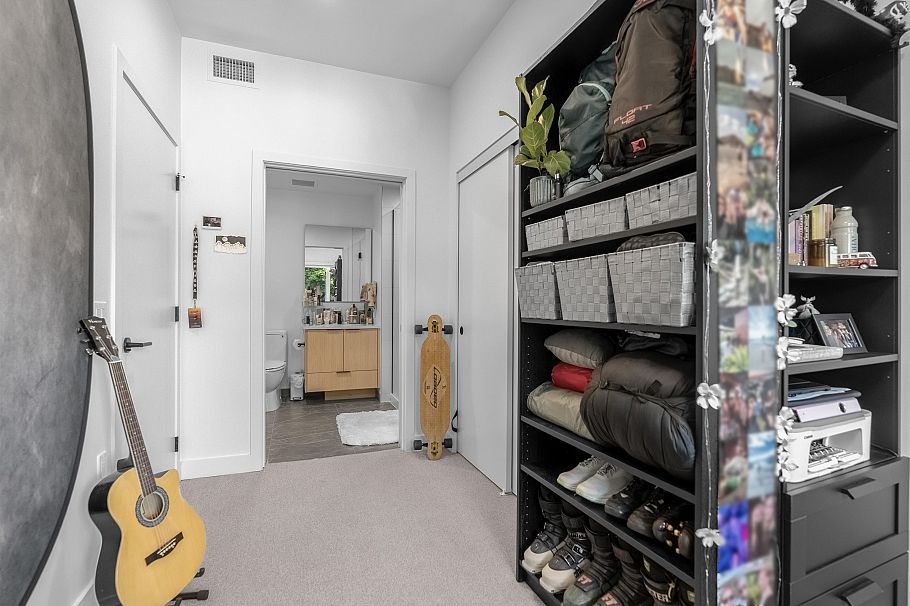 317 422 E 3rd Street North Vancouver, BC - 21