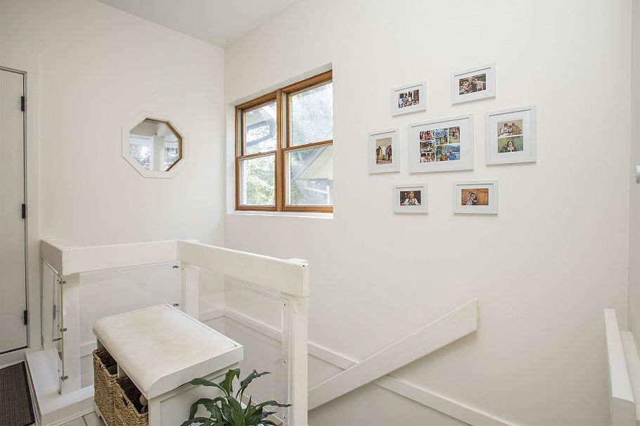 1975 W 13th Avenue Vancouver, BC - 24