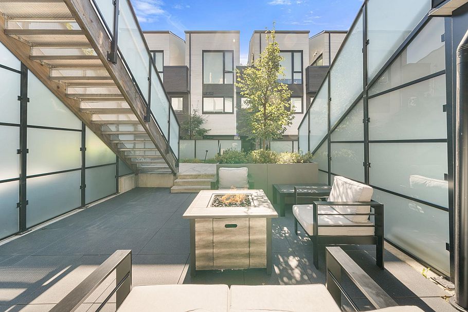127 650 E 2nd Street North Vancouver, BC - 25